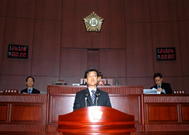 백금산의원 구정질문