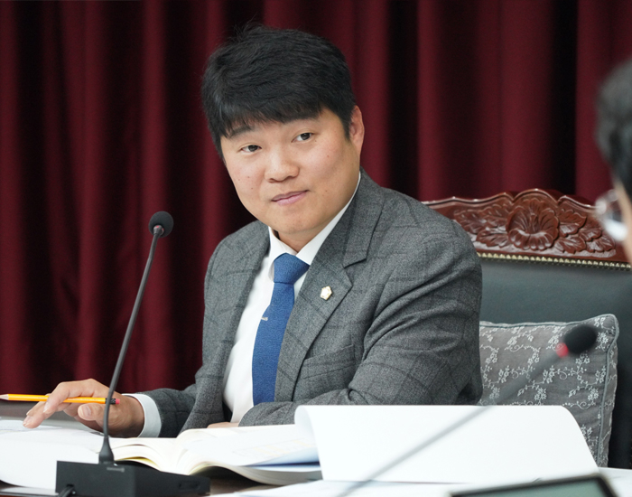 동대문구의회 장성운 운영위원장 사진